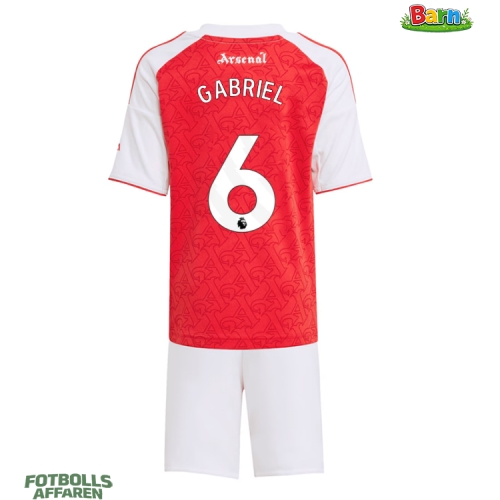 Arsenal Gabriel Magalhaes #6 Hemmaställ Barn 2025-26 Kortärmad (+ Korta byxor)